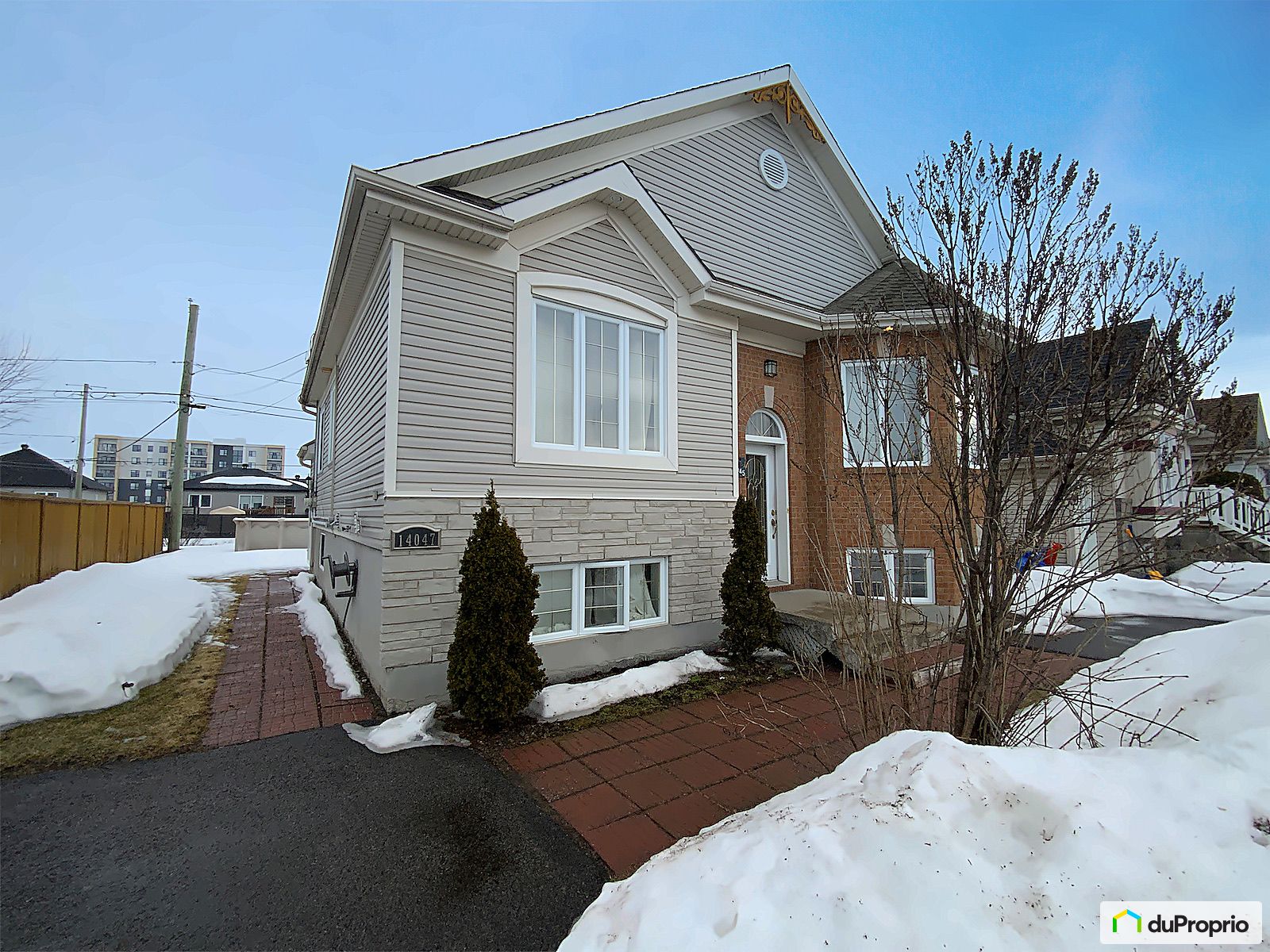 Duplex à vendre Mirabel (StJanvier) 4 chambres 2 salles de bain 1066252