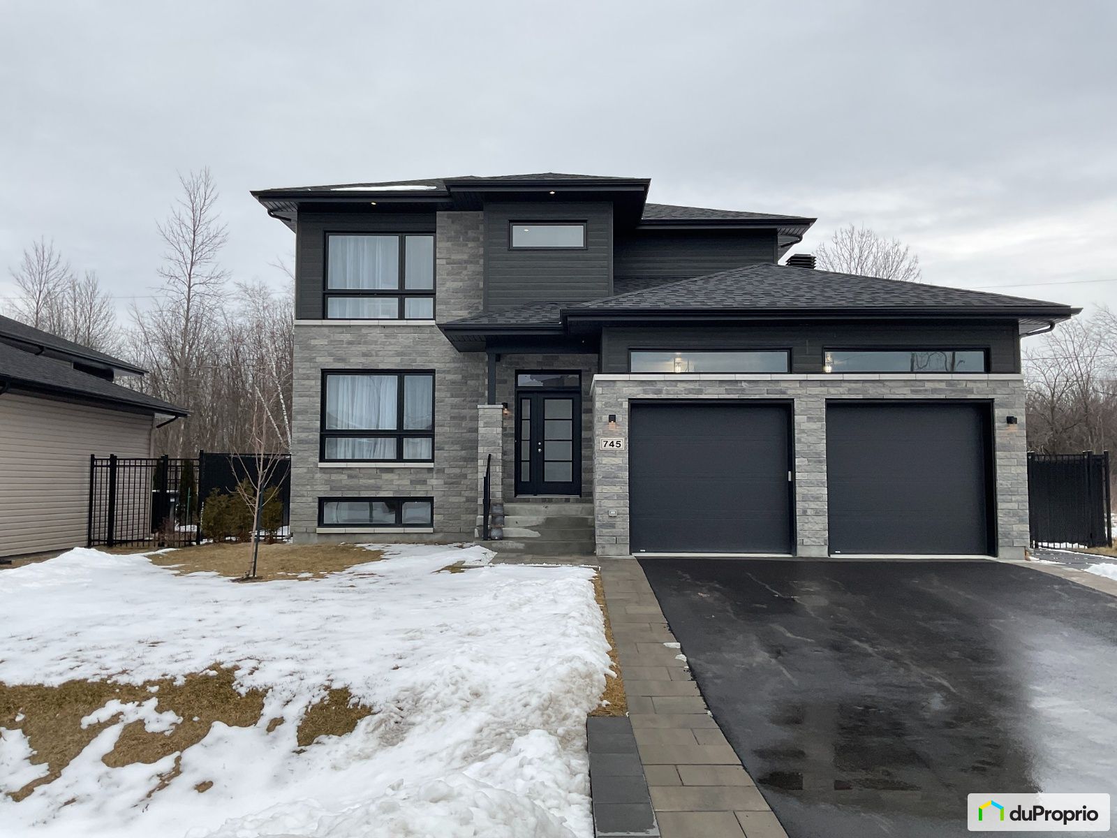 Maison 2 étages à vendre SalaberryDeValleyfield 3 chambres 1066289