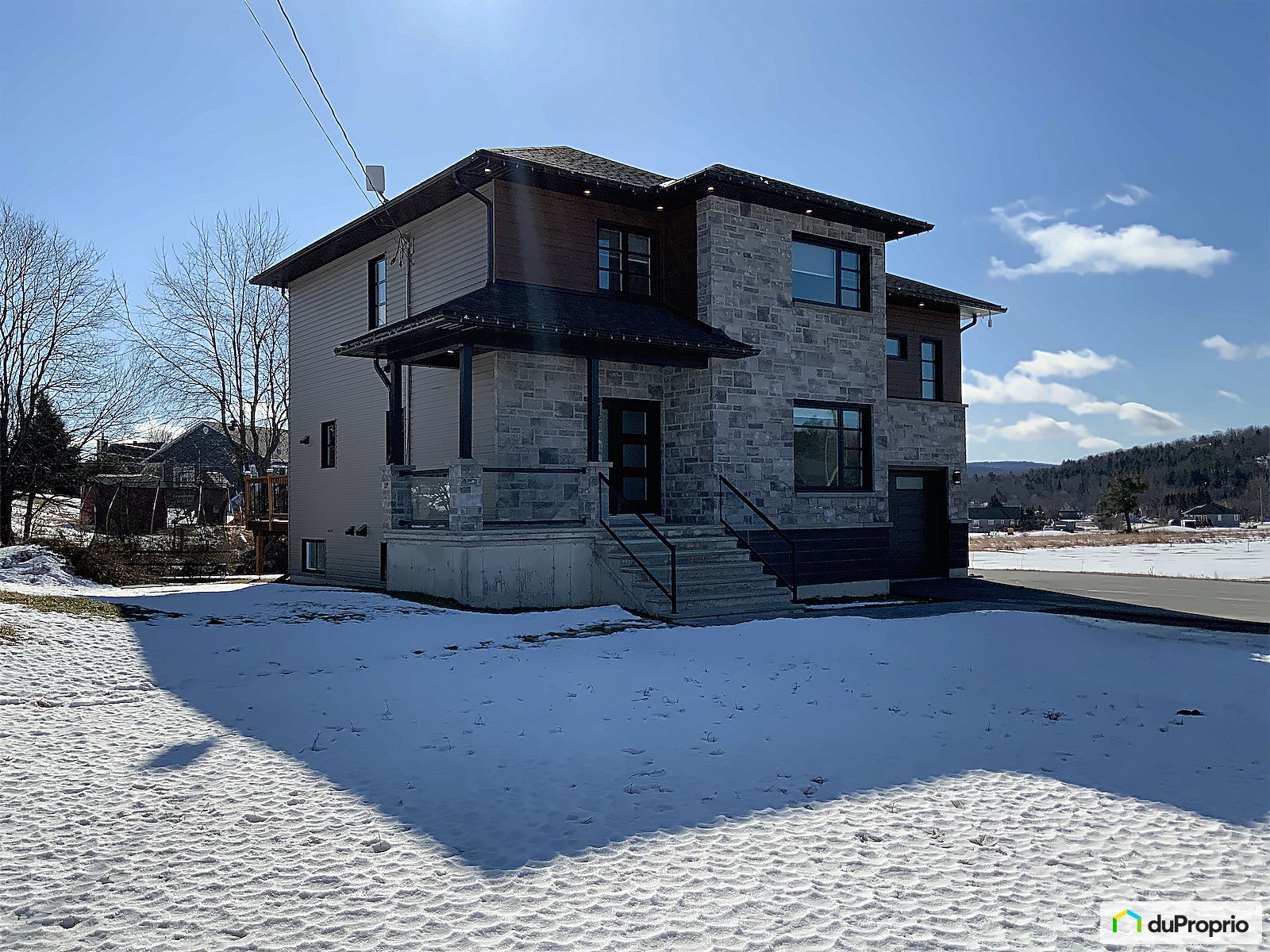 Maison à paliers multiples à vendre La Pêche (SteCecileDeMasham