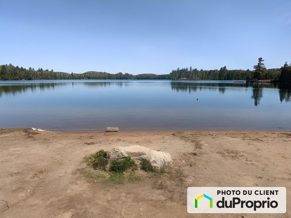 Accès au lac - avenue des Capucins, Chertsey à vendre