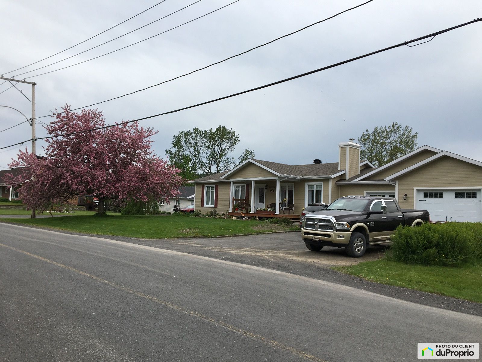 Bungalow à vendre Amqui 4 chambres 2 salles de bain 1059456