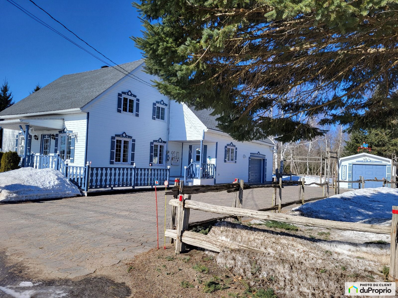 Maison 2 étages à vendre NDDuMontCarmel 3 chambres 1063815