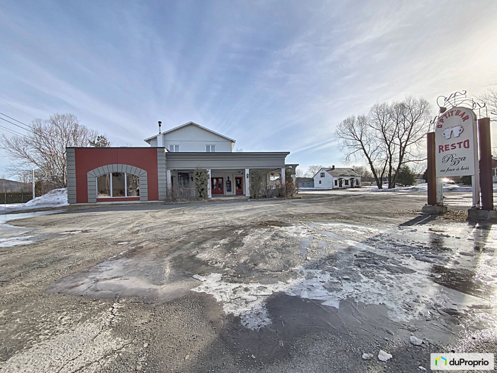 652 Rue Commerciale Nord — photo 3