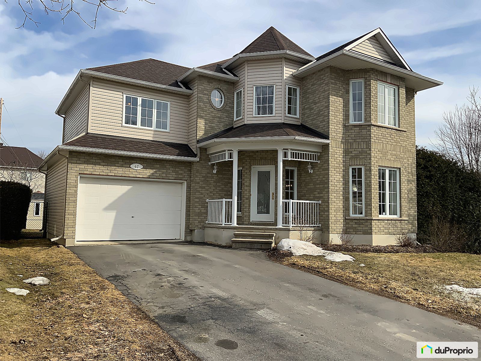 2 Storey for sale Gatineau (Aylmer) 4 bedrooms 1 bathroom 1067378