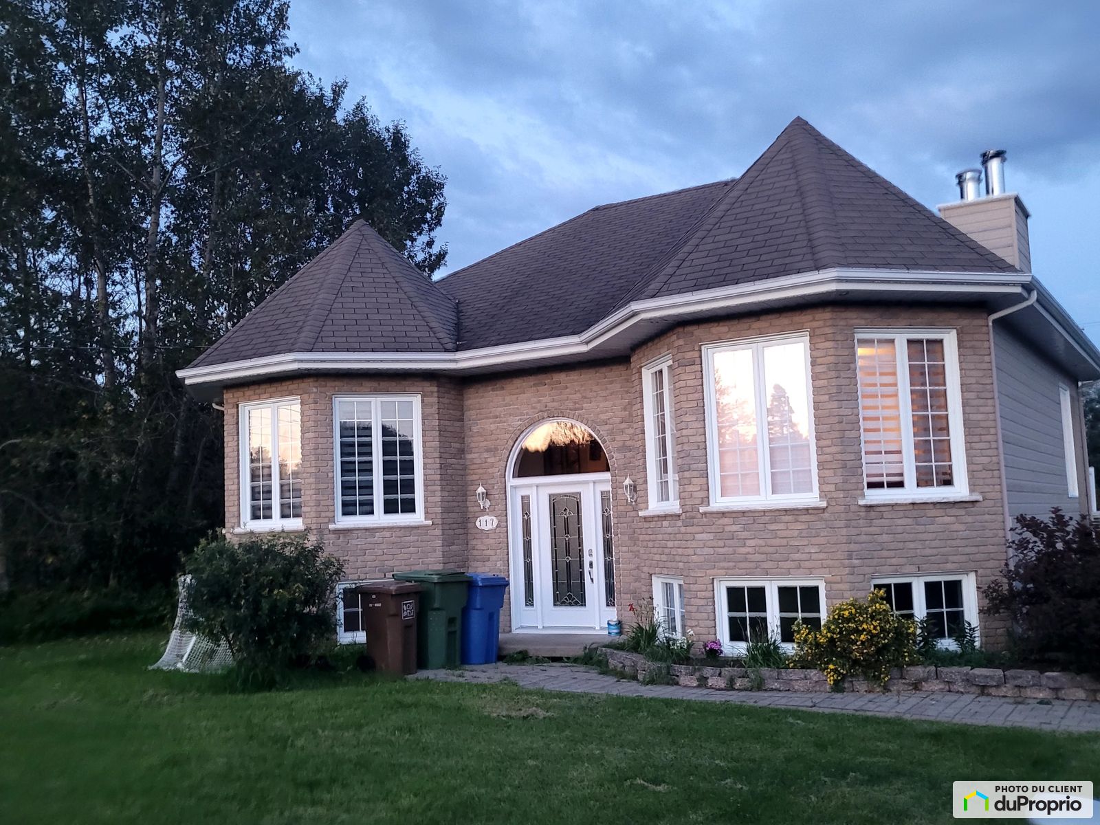 Bungalow à vendre Chicoutimi (Laterrière) 4 chambres 1068006