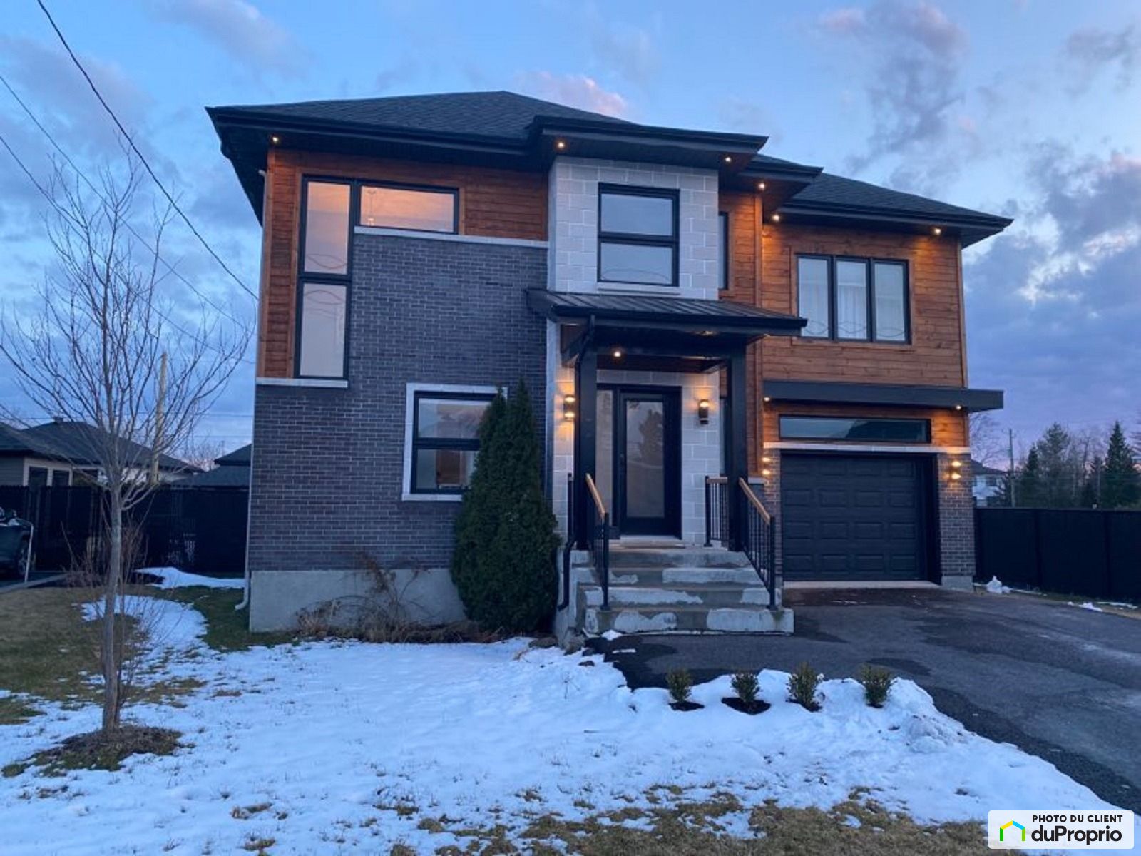 Maison 2 étages à vendre StMathieuDeLaprairie 5 chambres 1068168