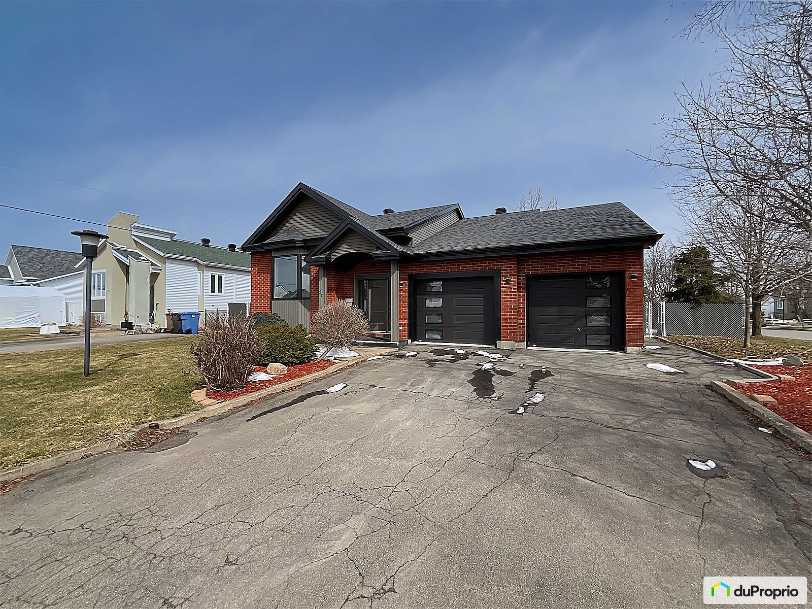 Bungalow for sale StConstant 3 bedrooms 2 bathrooms 1068351