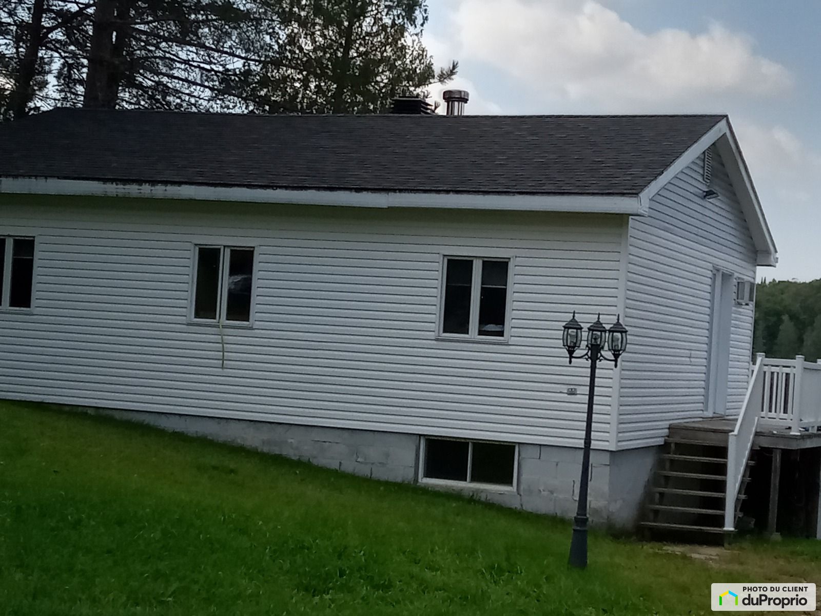 Chalet à vendre LacSaguay 3 chambres 1 salle de bain 1068952