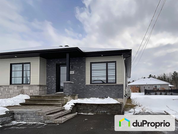 104 rue Demers, St-Apollinaire for sale