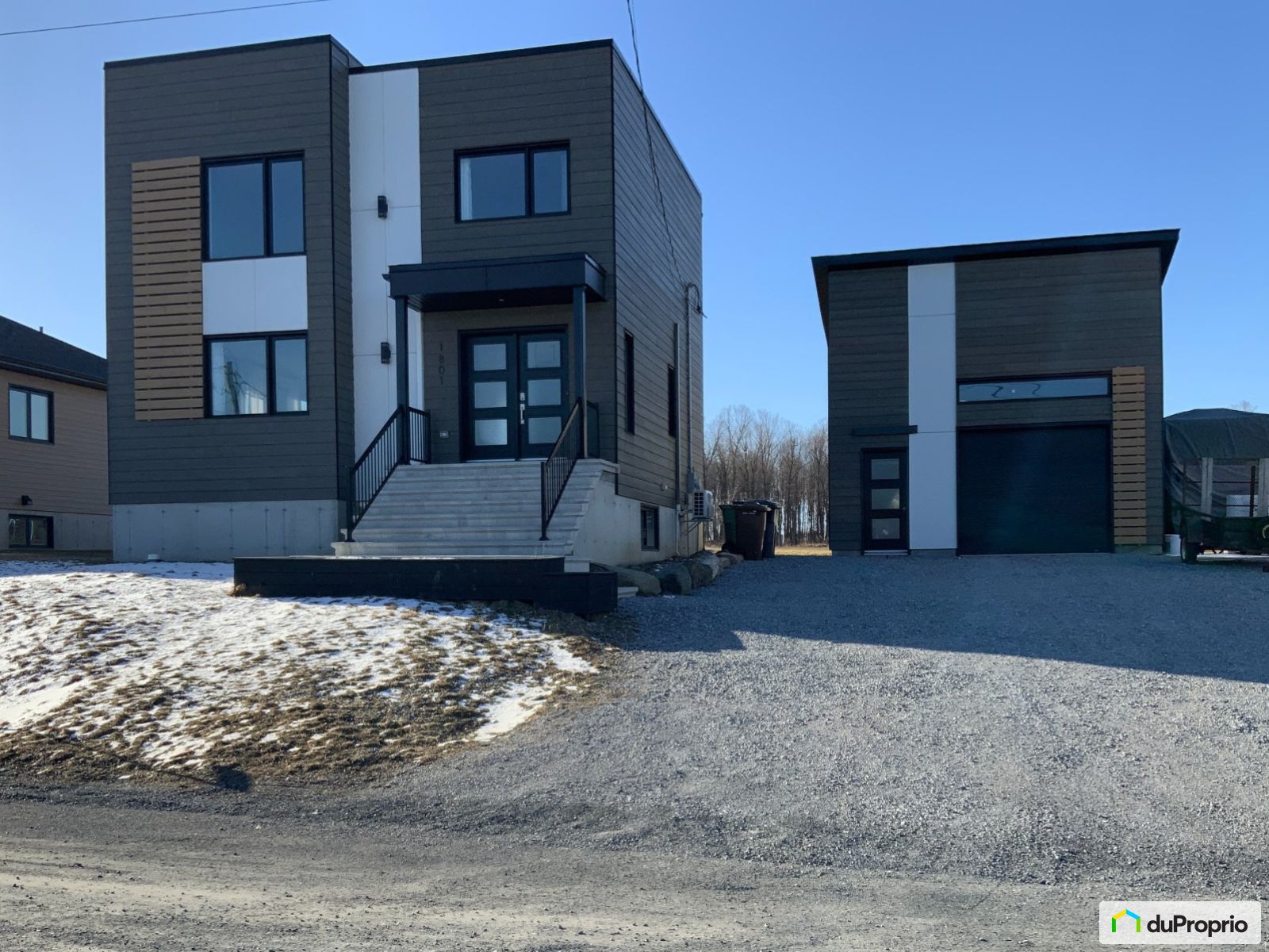 Maison 2 étages à vendre StThéodore d'Acton 4 chambres 1069111