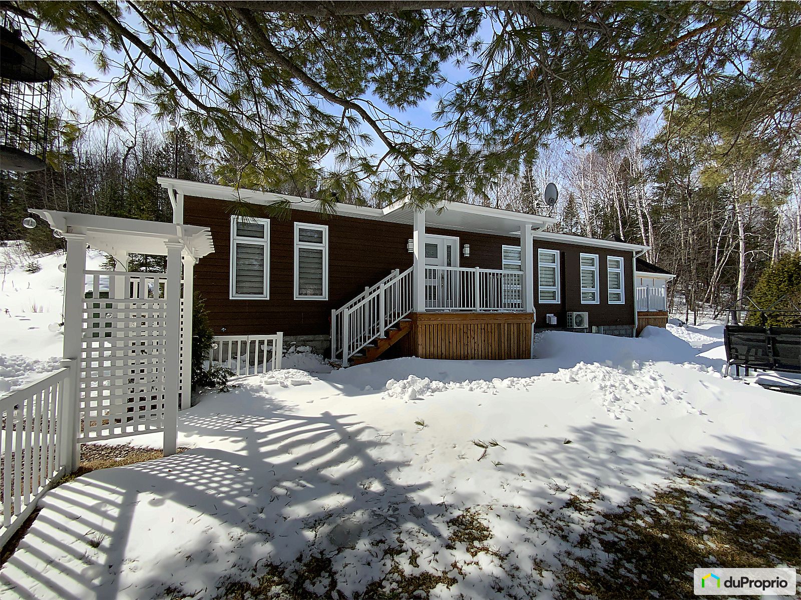 Bungalow à vendre Jonquière (LacKénogami) 2 chambres 1 salle de bain