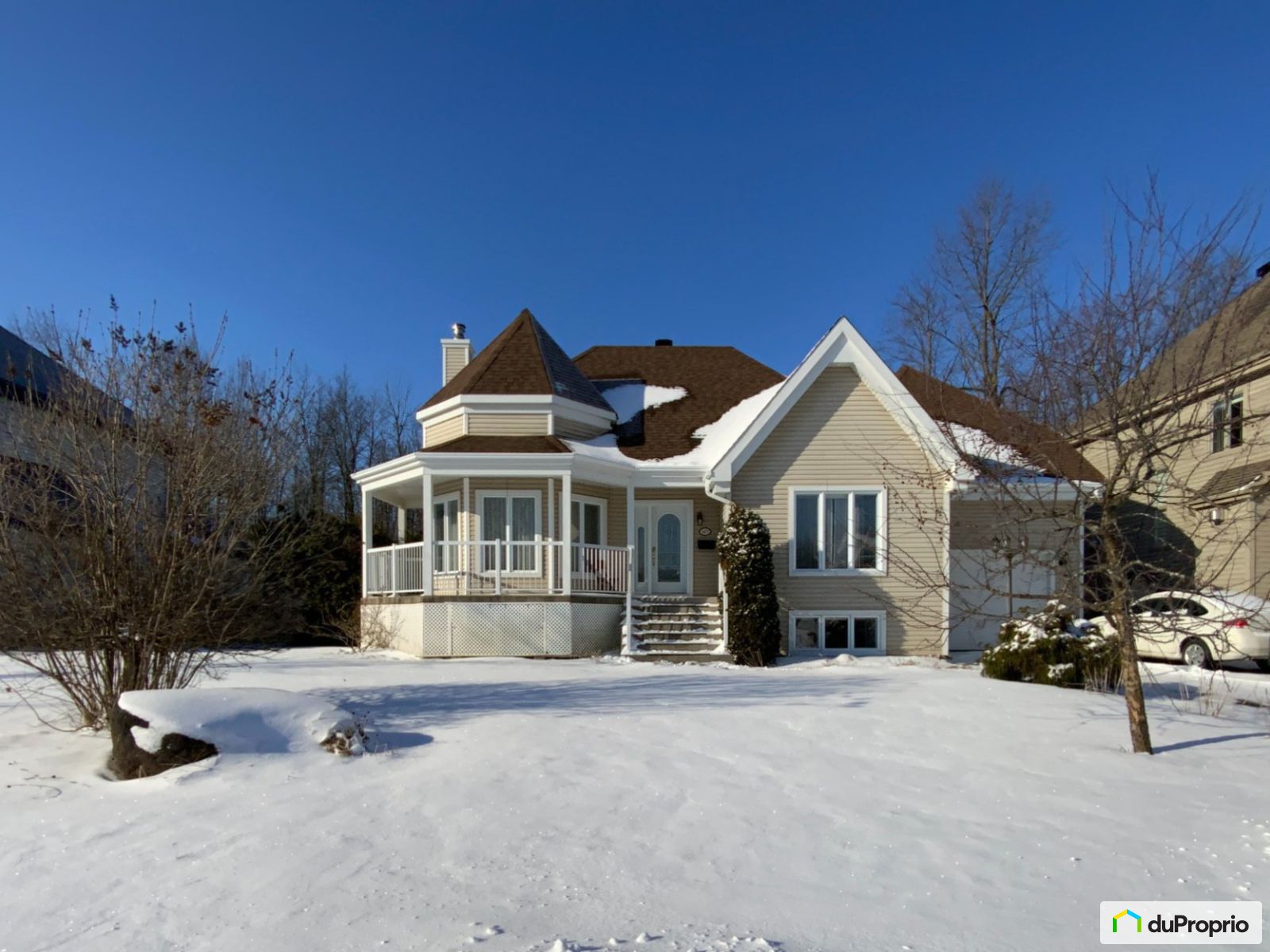 Maison à paliers multiples à vendre Carignan 6 chambres 1069404