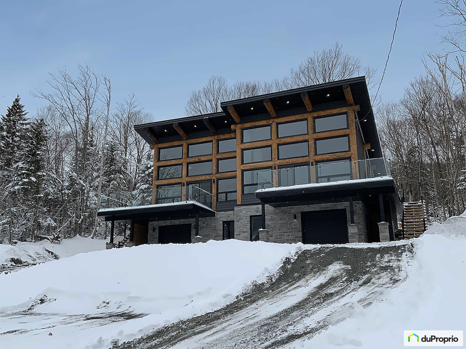 Jumelé à vendre StPhilémon 3 chambres 2 salles de bain 1069533