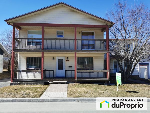 458-464, 18e Rue Ouest, St-Georges for sale