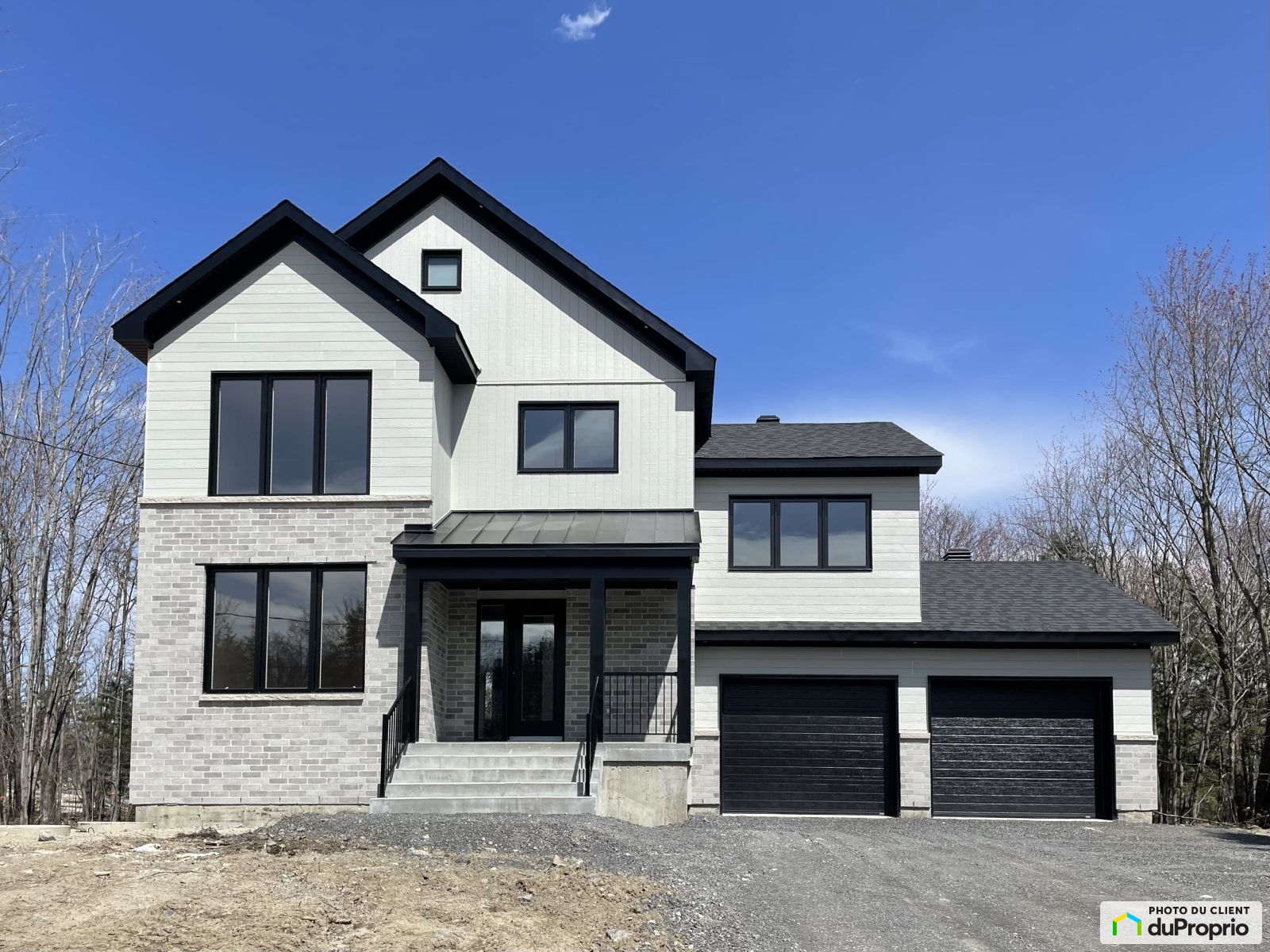 Maison 2 étages neuve à vendre StColomban 3 chambres 1063007