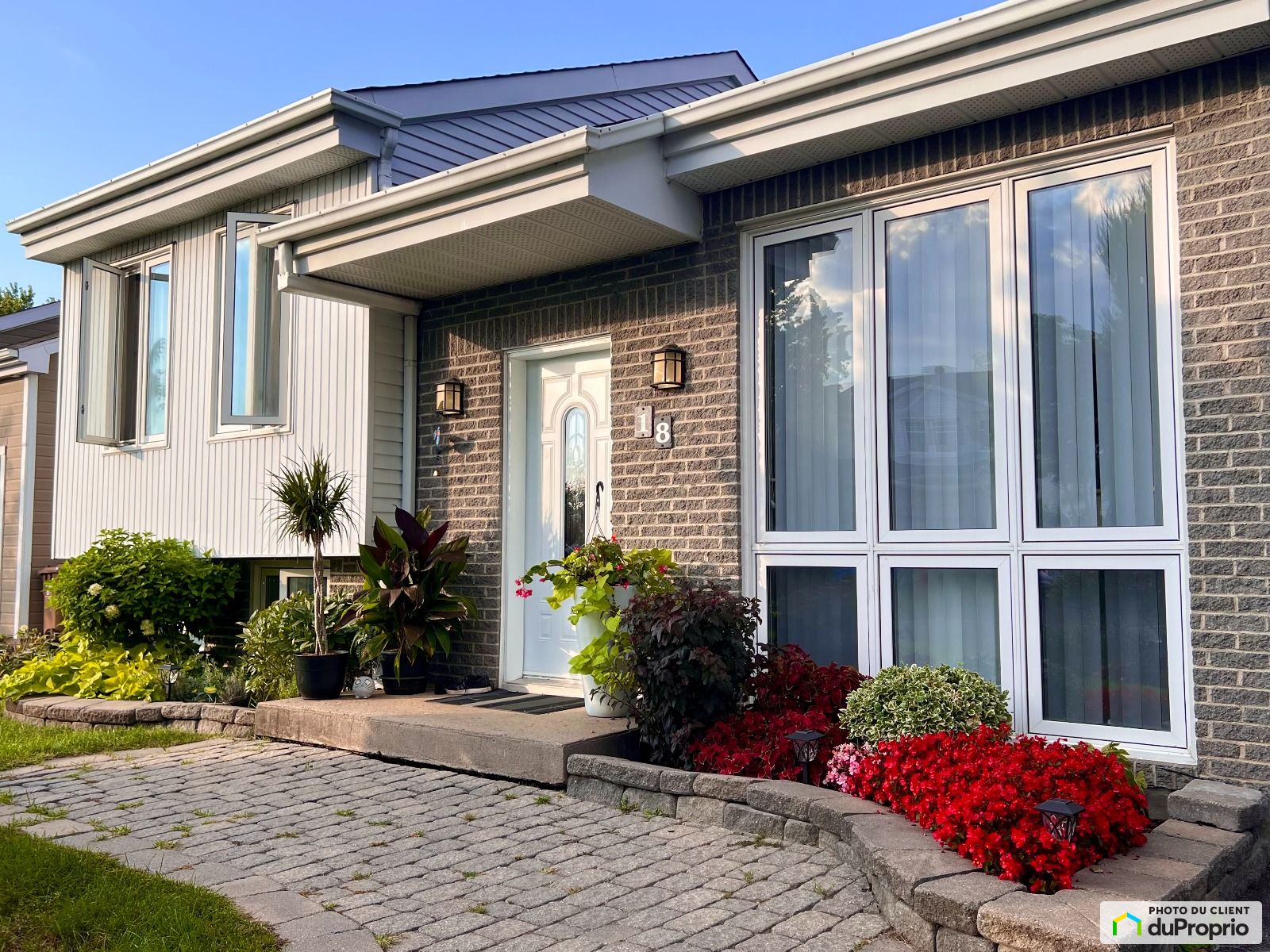 Bungalow à vendre Delson 3 chambres 2 salles de bain 1068502