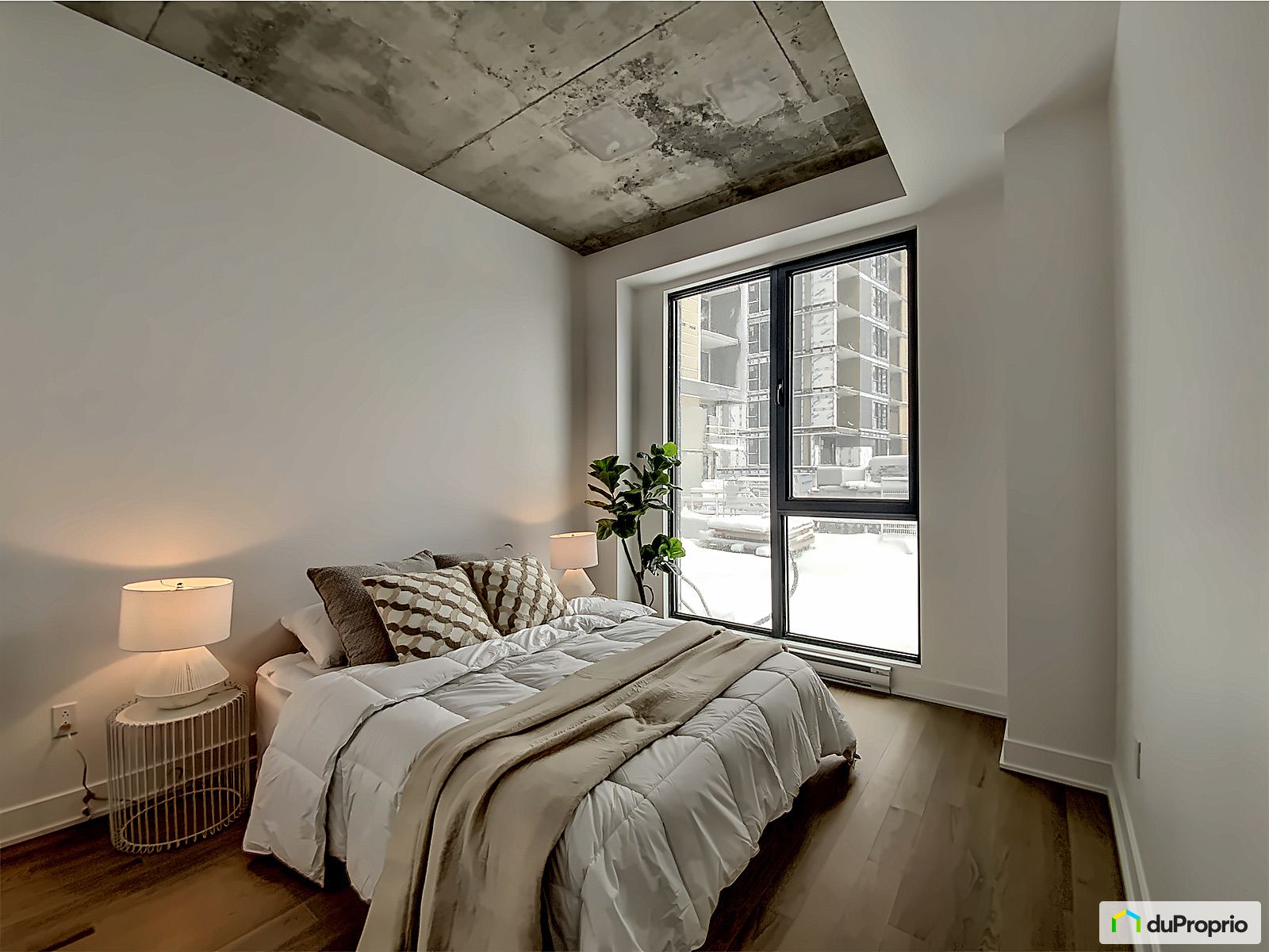 104 1150 Boulevard Rene Levesq — photo 2