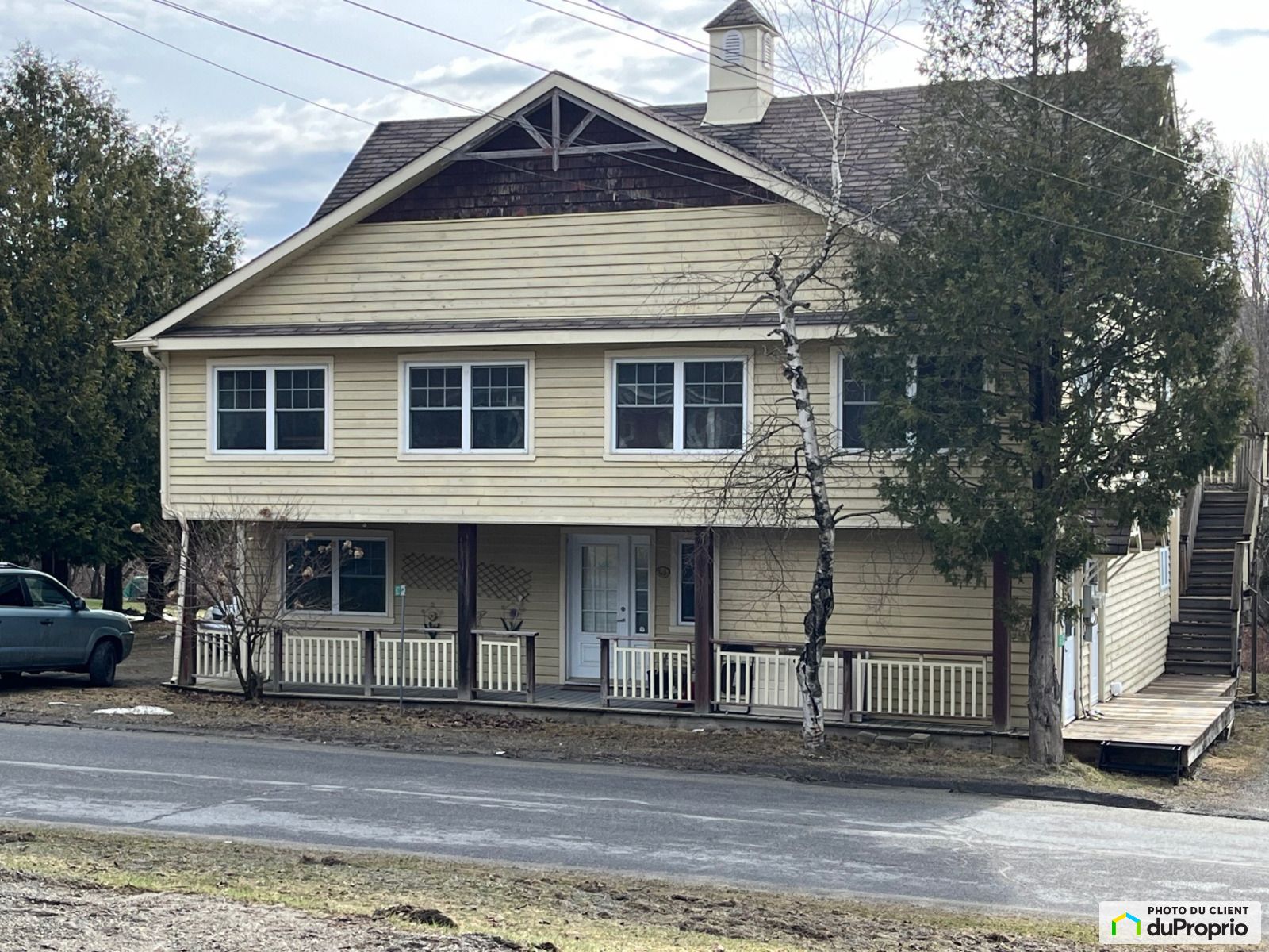 Duplex à vendre StÉtienneDeBolton 4 chambres 2 salles de bain 1069354