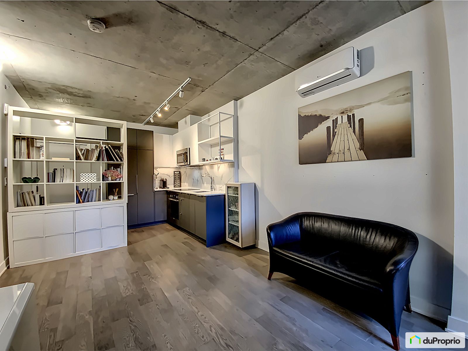 340 2180 Rue Sainte Catherine — photo 3