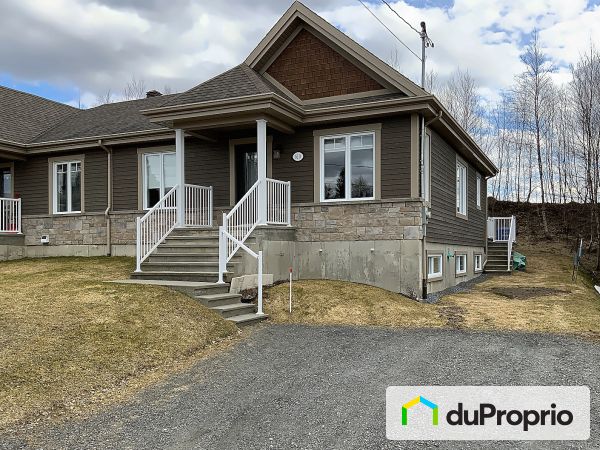 Property sold in Coaticook