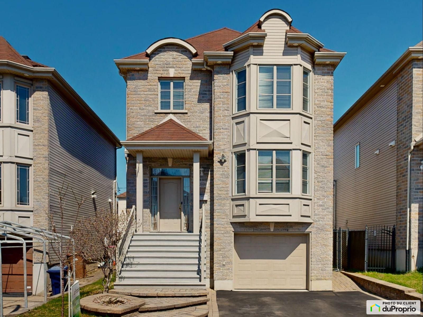 Maison 2 étages à vendre Vimont 4 chambres 2 salles de bain 1070278