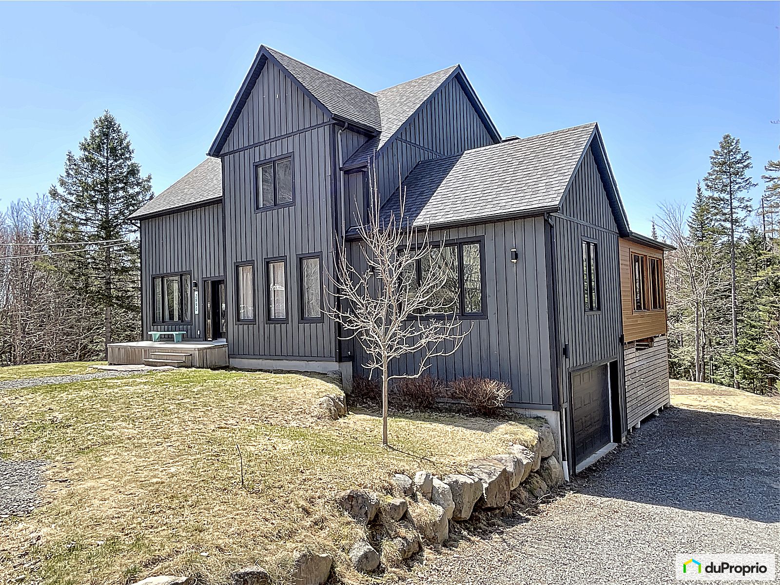 Maison 2 étages à vendre ValDavid 3 chambres 1 salle de bain 1070922