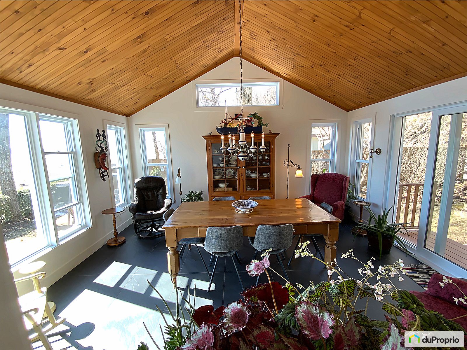 Bungalow à vendre Ile d'Orléans (StFrancois) 2 chambres 1071234