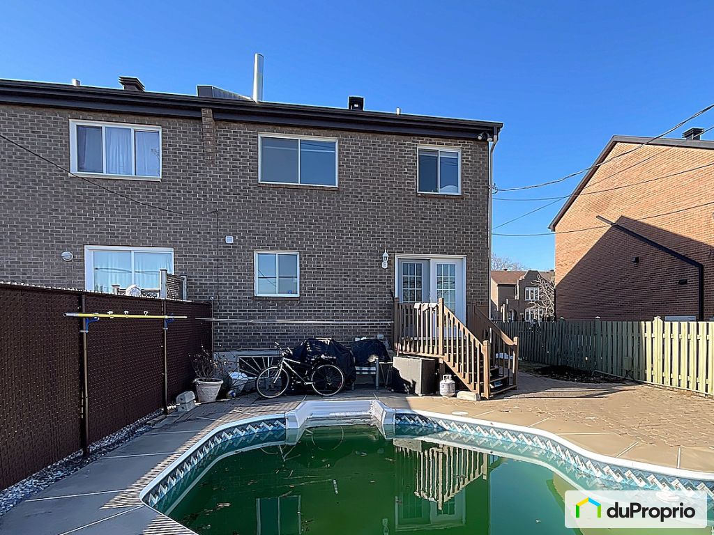 1877 36E Avenue — photo 3