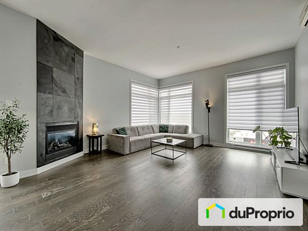 Living Room - 401-3701 chemin de Chambly, Longueuil (Vieux-Longueuil) for sale