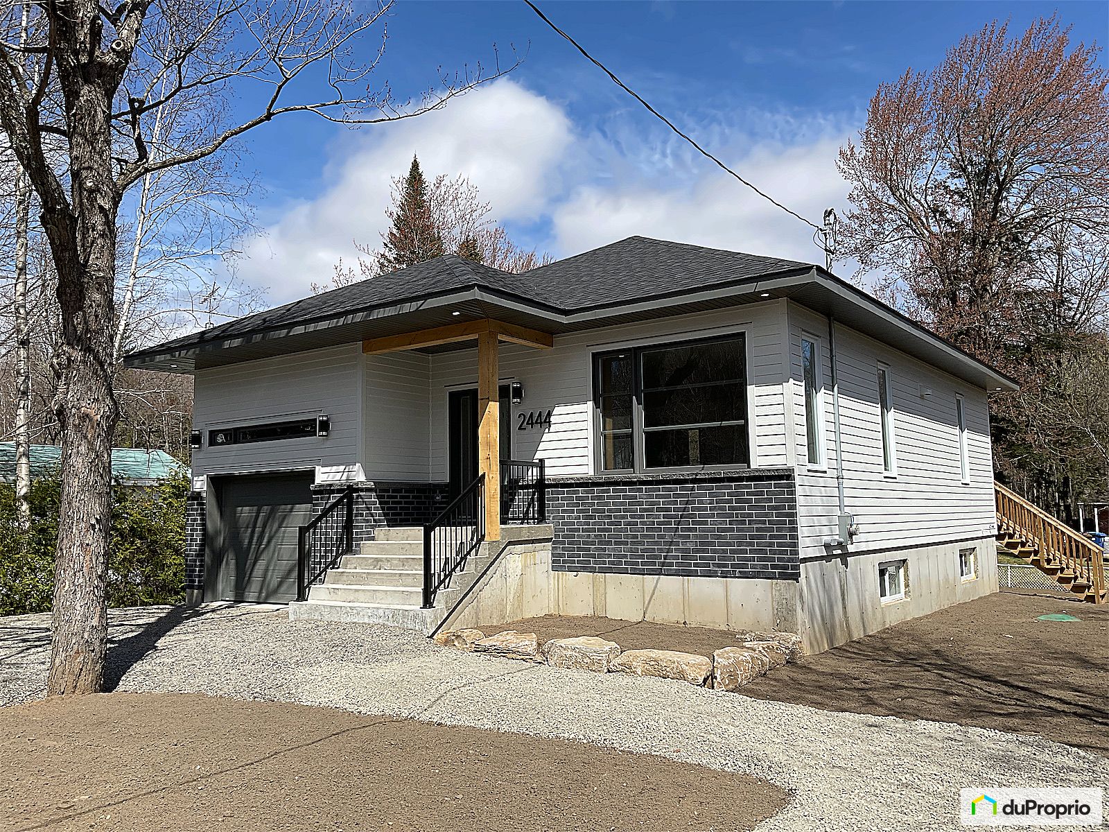 Bungalow neuf à vendre Rawdon 3 chambres 2 salles de bain 1072027