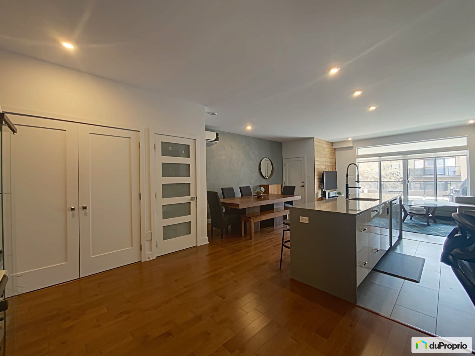 106 2000 Rue Falardeau — photo 3