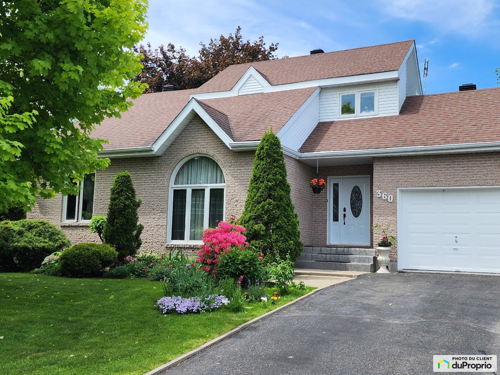 Maison 2 étages à vendre Chambly 5 chambres 2 salles de bain 1056914