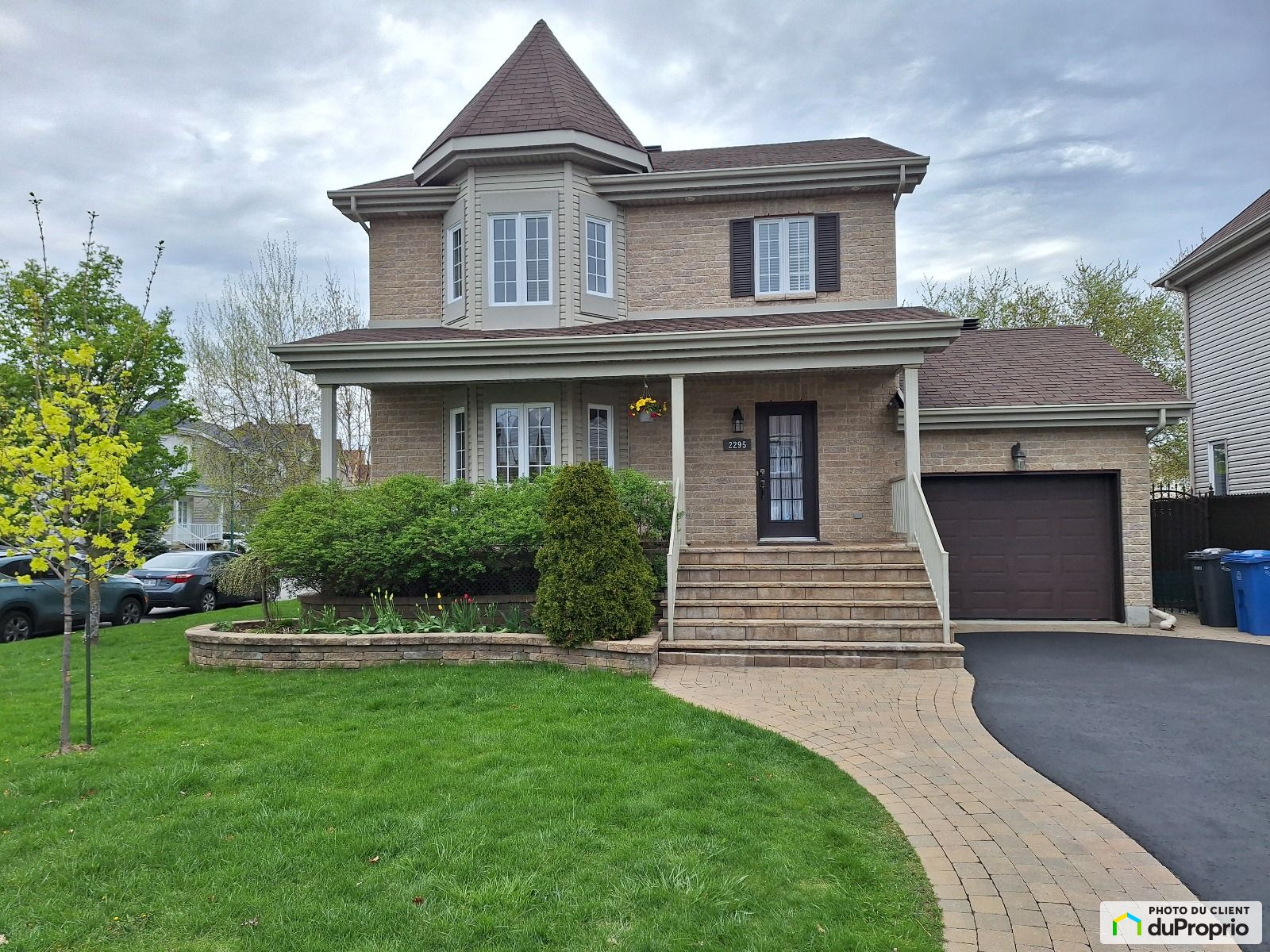 Maison 2 étages à vendre SteRose 4 chambres 3 salles de bain 1066299