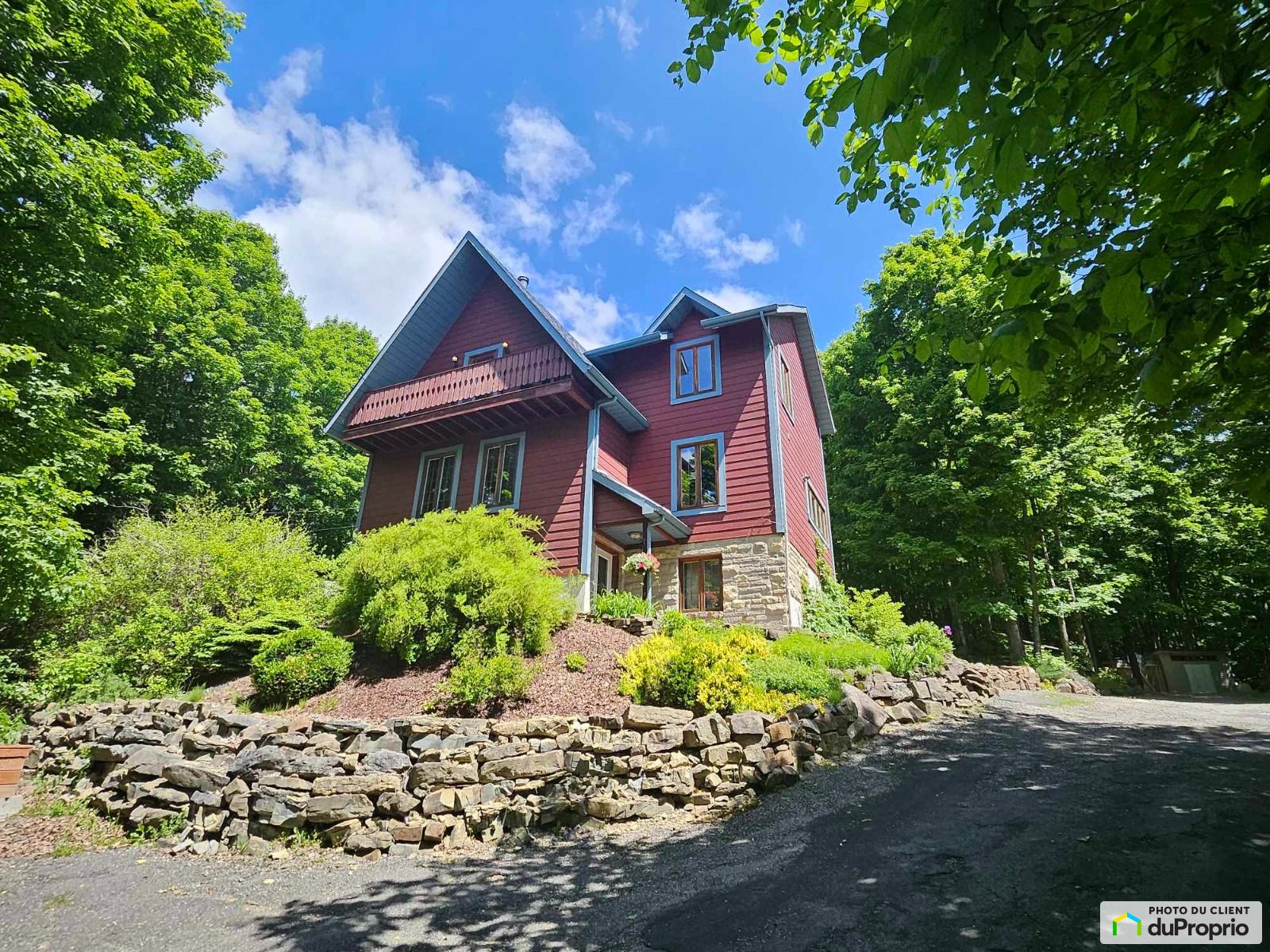 Maison 2 étages à vendre L'AngeGardienOutaouais 4 chambres 1069822