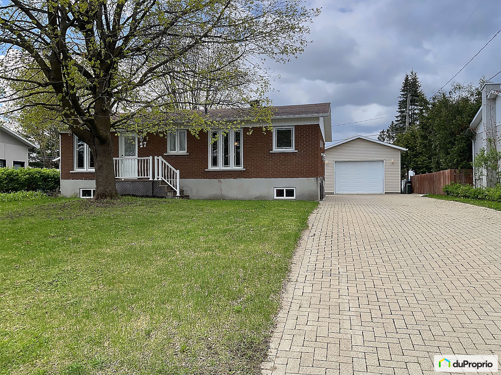 Bungalow for sale Blainville 4 bedrooms 2 bathrooms 1071978