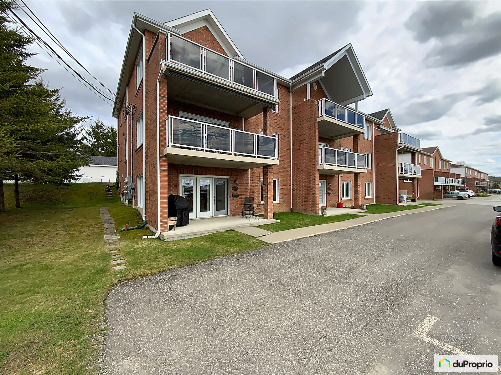 Condo à vendre Magog 2 chambres 1 salle de bain 1073478