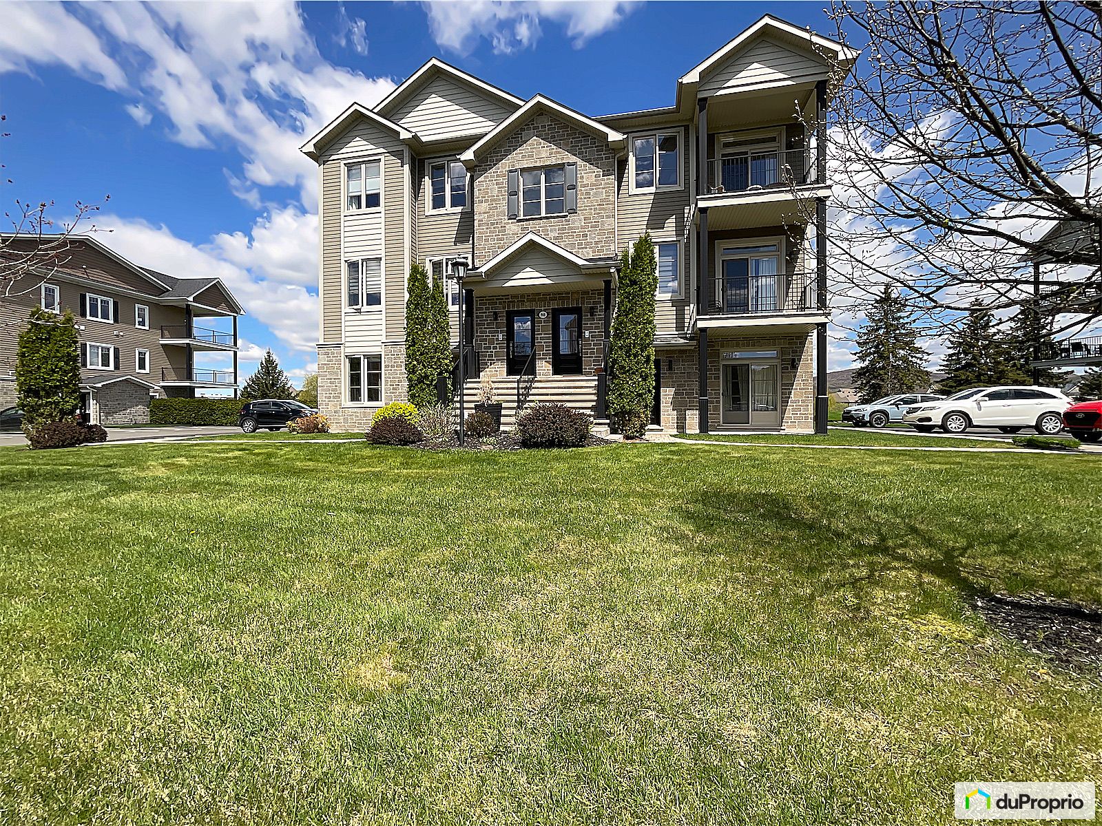 Condo à vendre Bromont 3 chambres 1 salle de bain 1073524