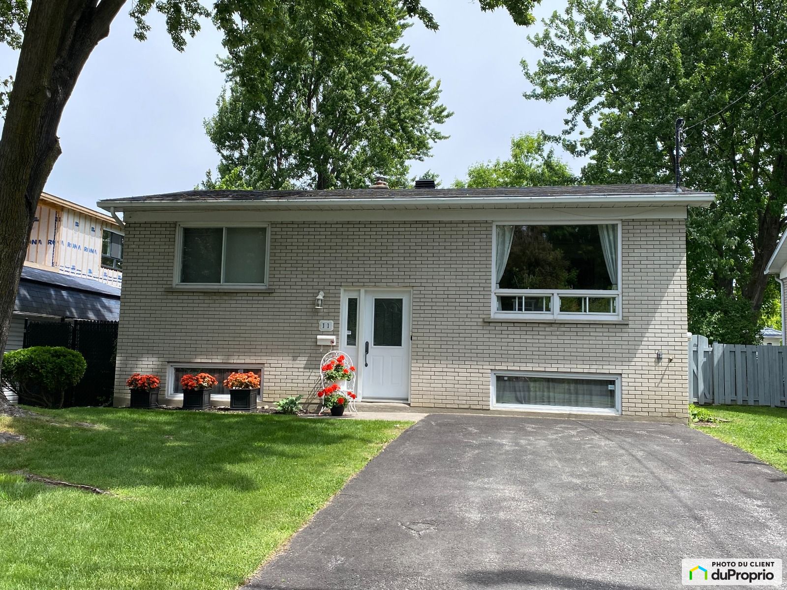 Bungalow for sale Pierrefonds / Roxboro 3 bedrooms 1 bathroom 1073556