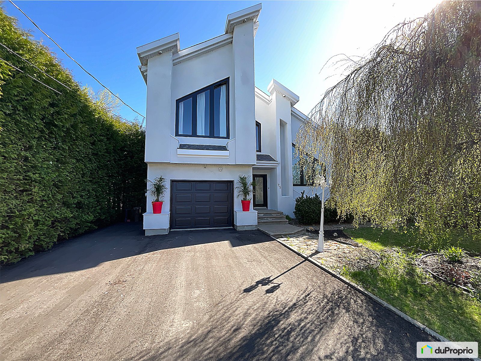 Maison 2 étages à vendre Lanoraie 4 chambres 1 salle de bain 1074188