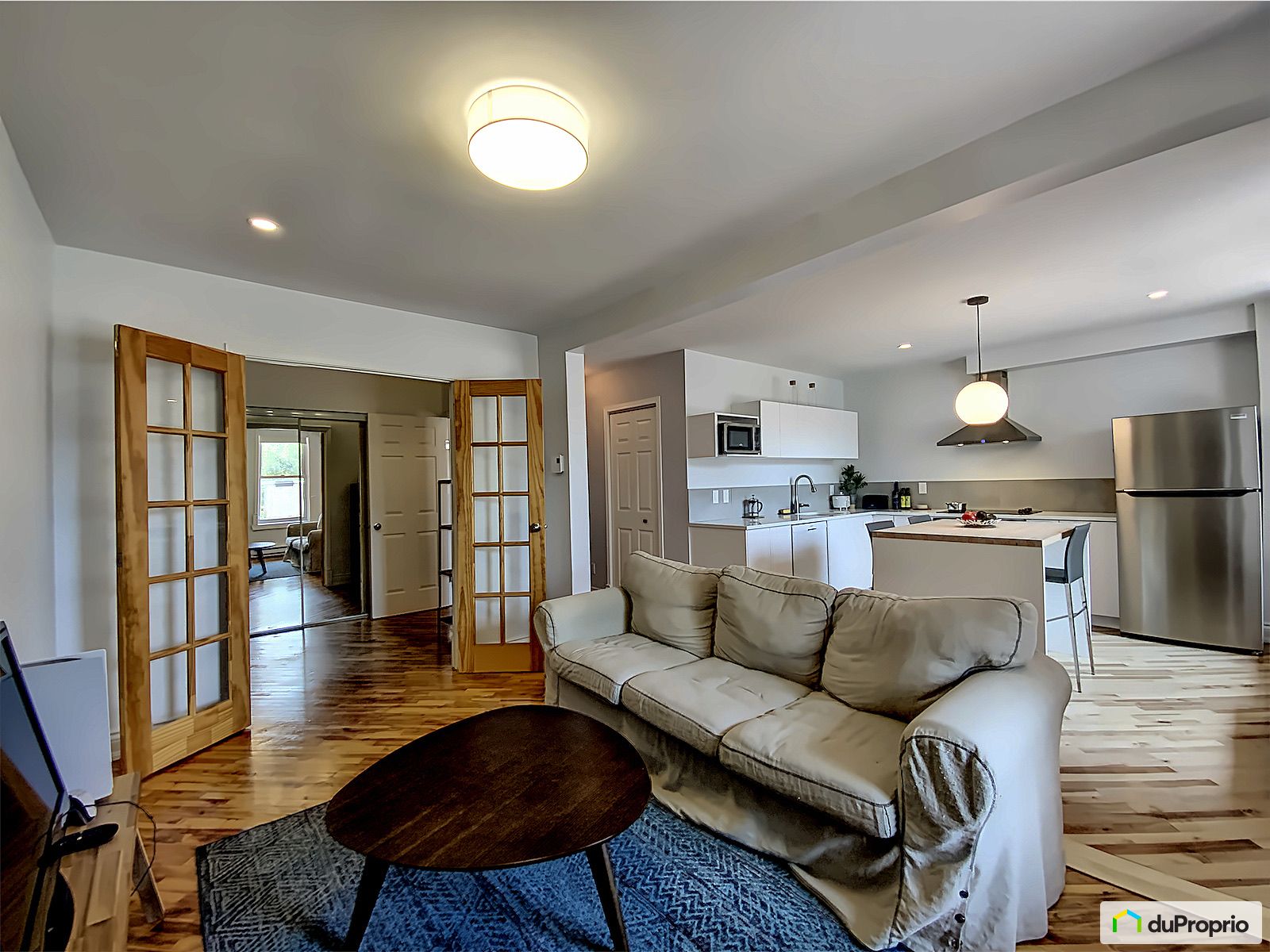 Condo à vendre Le PlateauMontRoyal 2 chambres 1 salle de bain 1074688