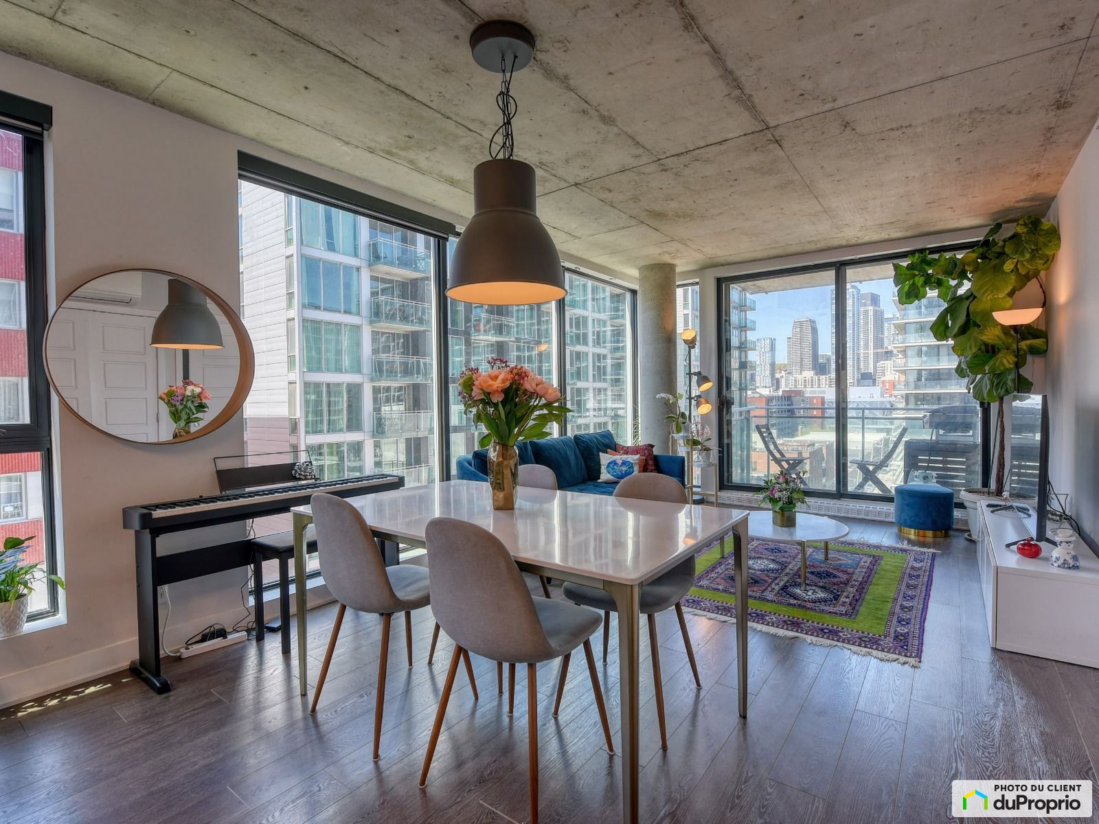 Condominium for sale Griffintown 2 bedrooms 2 bathrooms 1075027