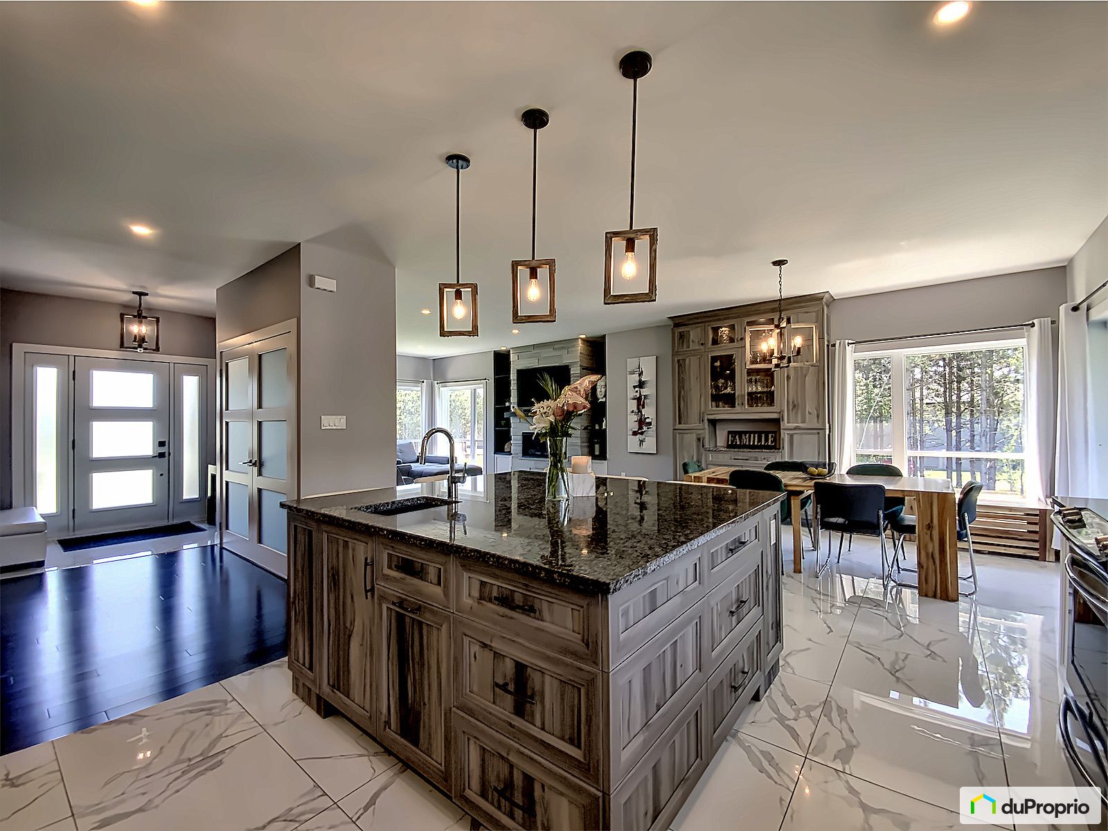 Bungalow à vendre RivièreBeaudette 4 chambres 2 salles de bain 1075160