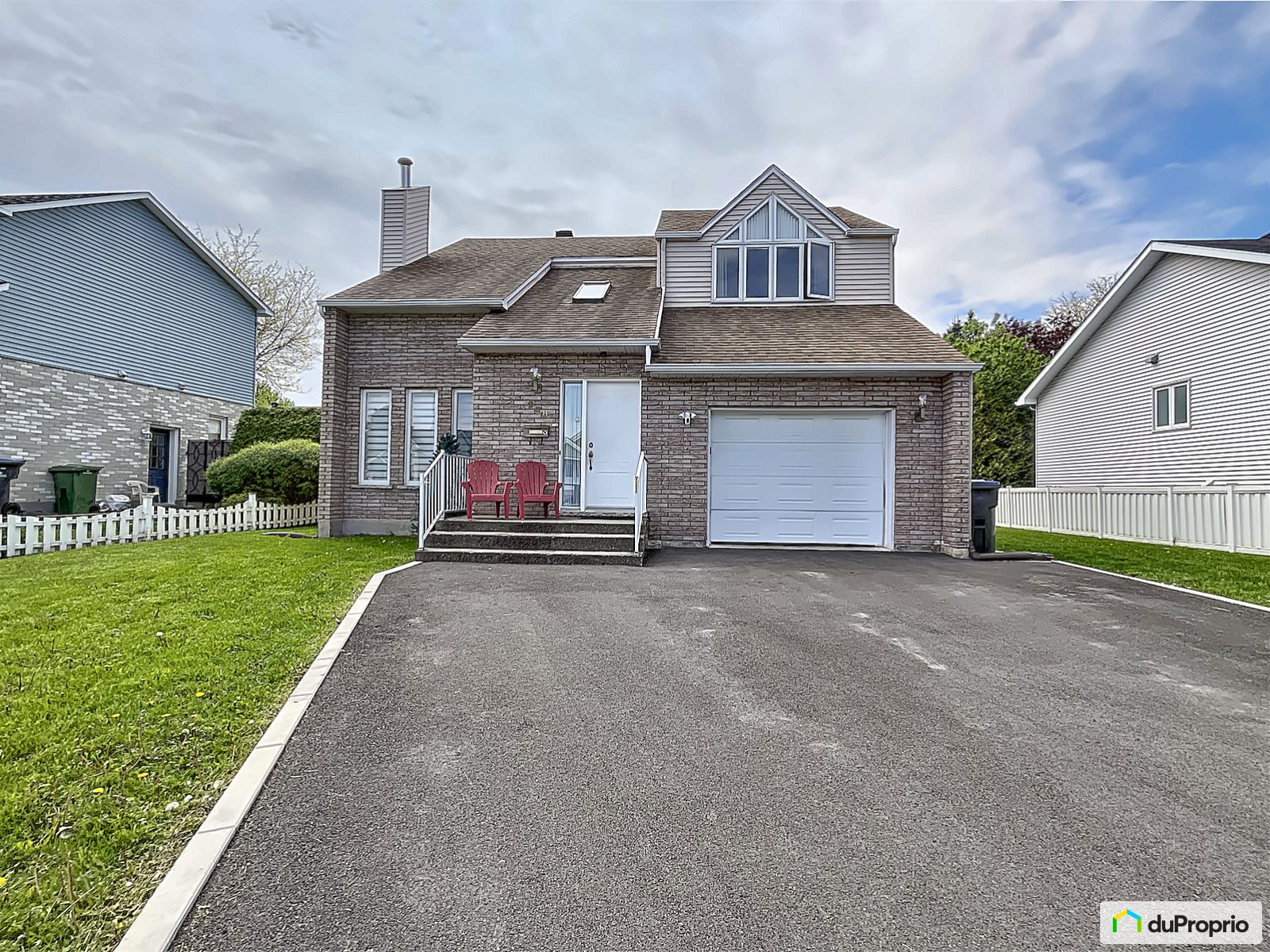 Maison 2 étages à vendre StJeansurRichelieu (StJeansurRichelieu