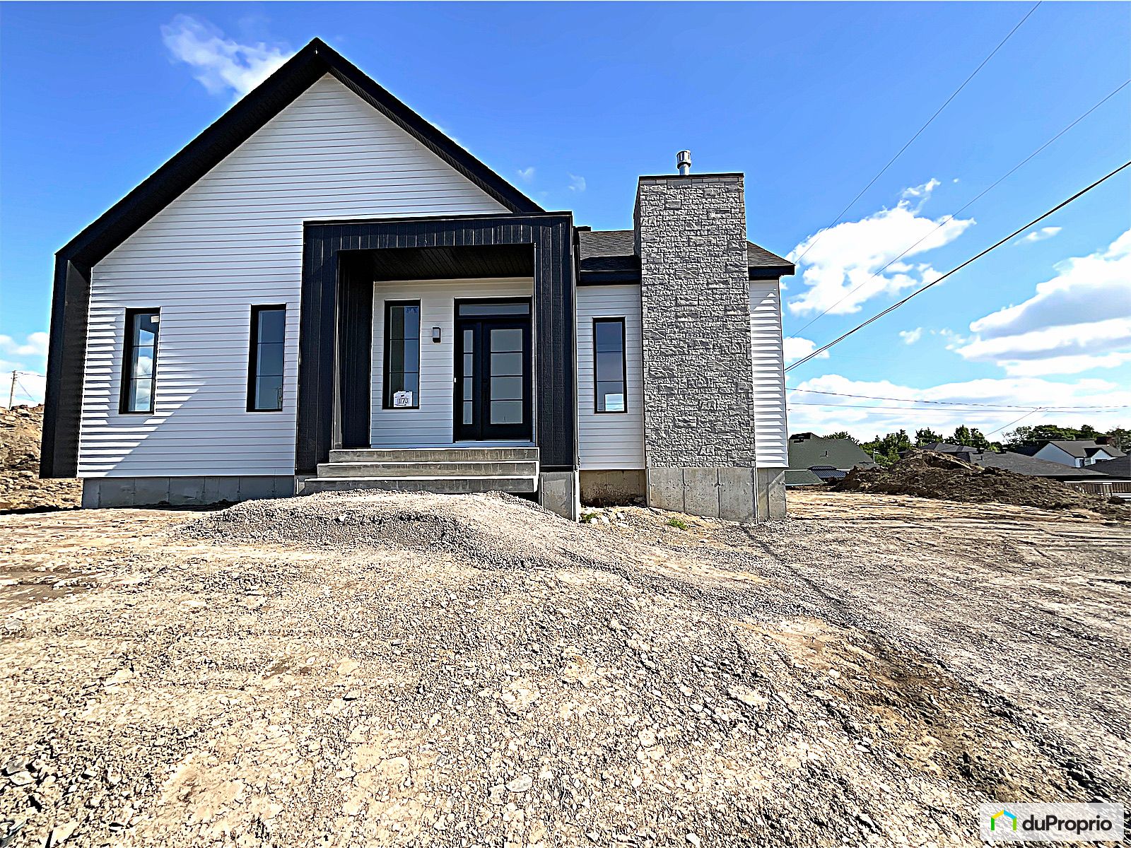 Bungalow neuf à vendre Donnacona 2 chambres 1 salle de bain 1034075