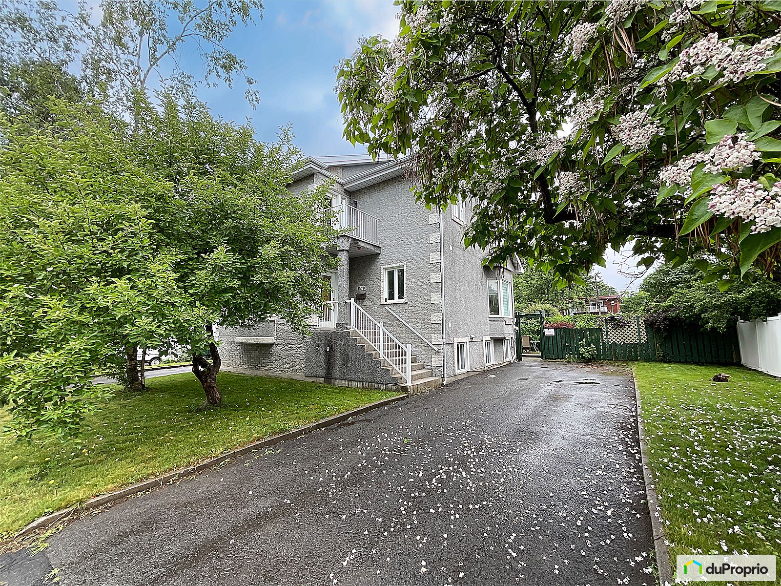 Duplex à vendre Longueuil (VieuxLongueuil) 5 chambres 1059873