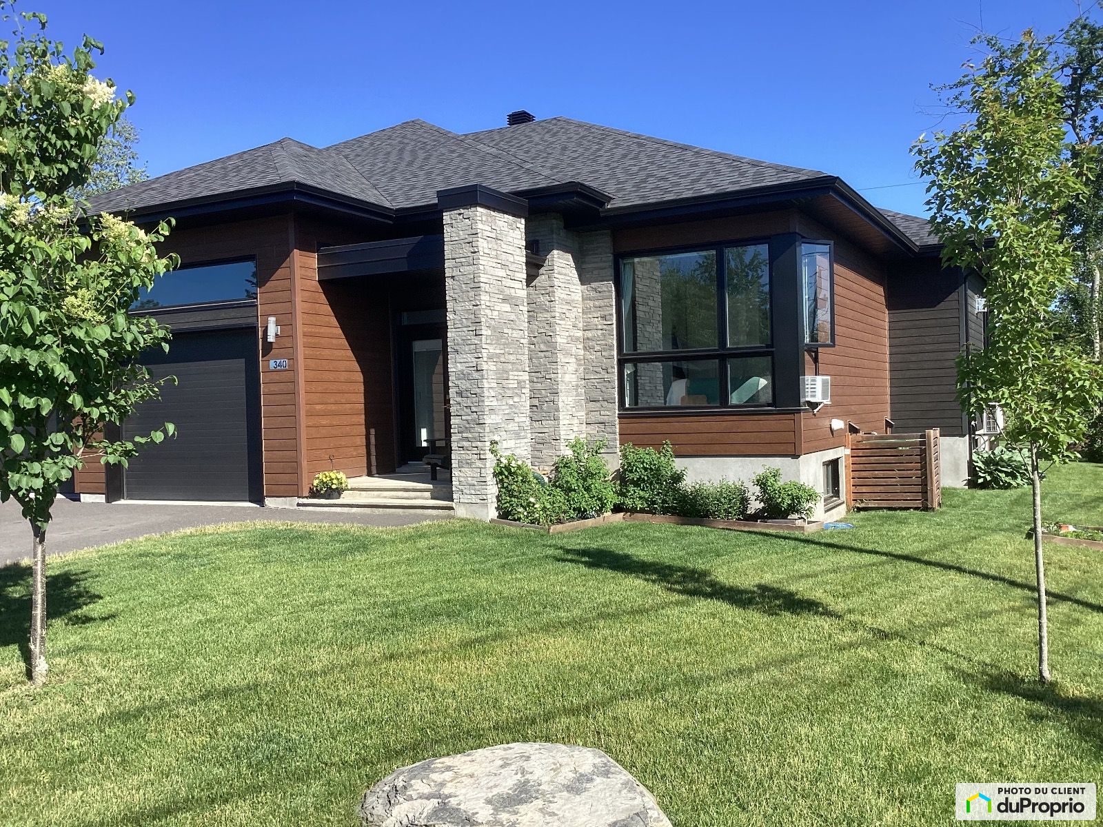 Jumelé à vendre Bromont 4 chambres 2 salles de bain 1063539