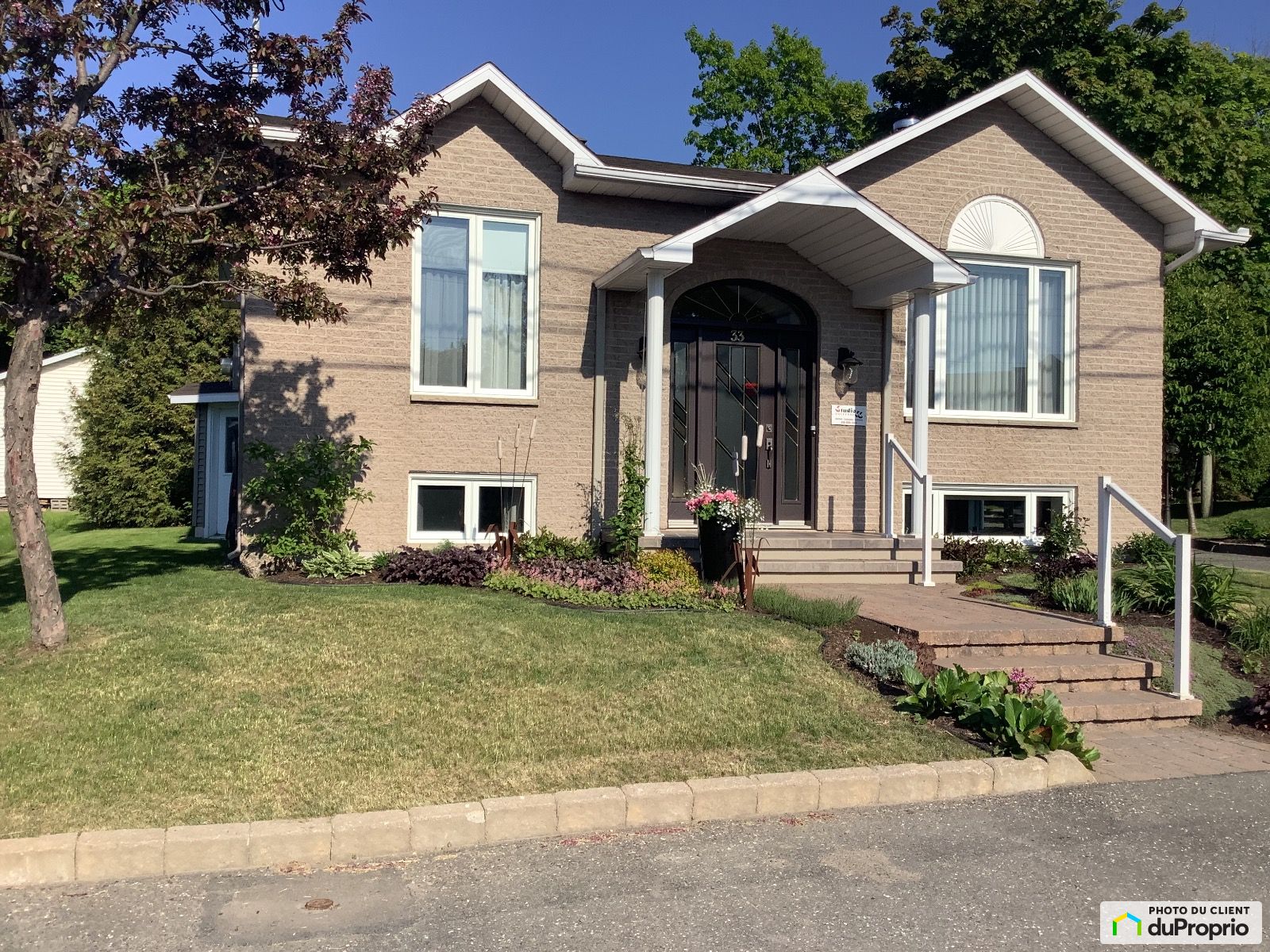 Bungalow Surélevé à vendre StJeanPortJoli 3 chambres 1064441