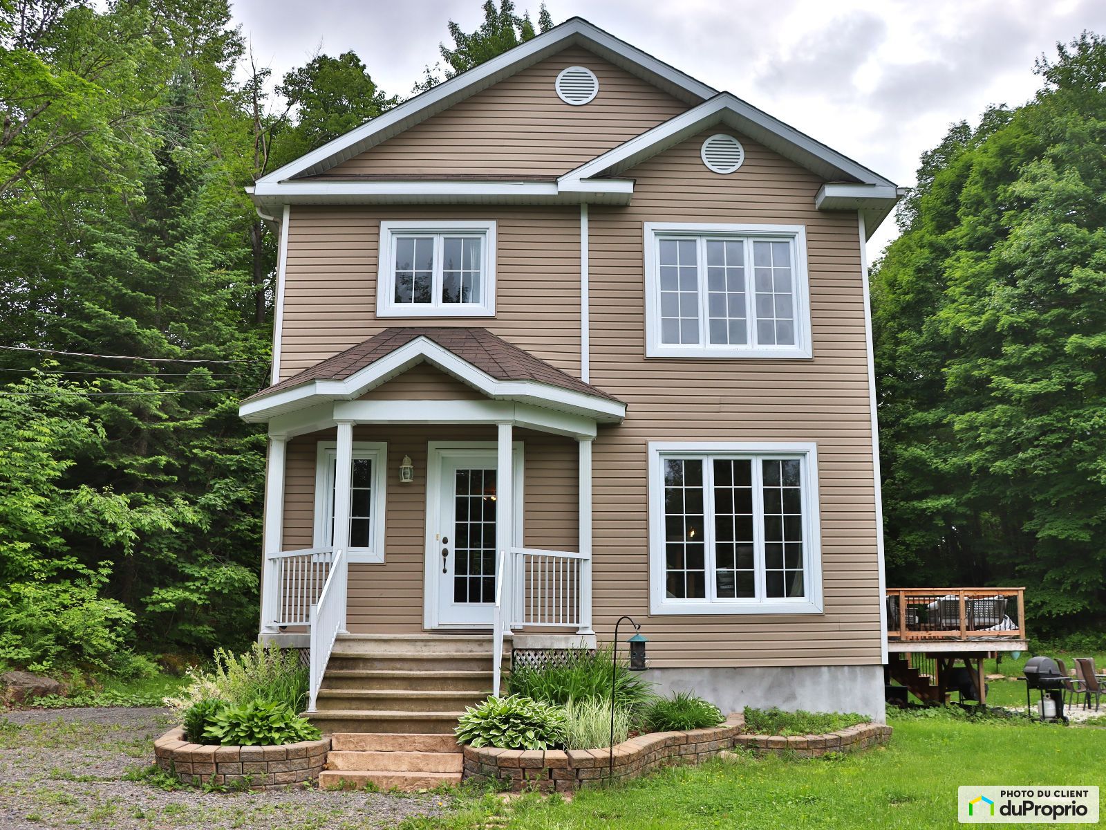 Maison 2 étages à vendre StColomban 3 chambres 2 salles de bain 1065580