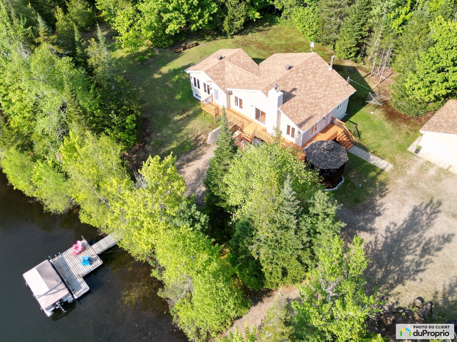 Chalet à vendre StDidace 3 chambres 1 salle de bain 1074563