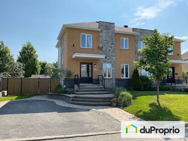 Summer Front - 9916 avenue du Patrimoine-Mondial, Lebourgneuf for sale